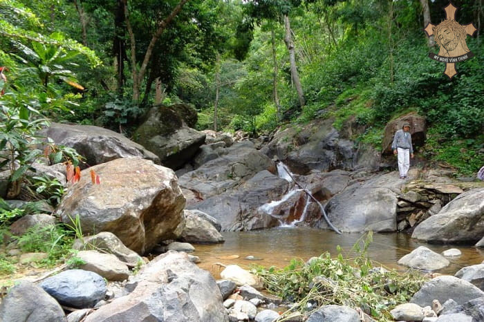 Khuôn viên Đức Mẹ An Bình(Lâm Đồng)